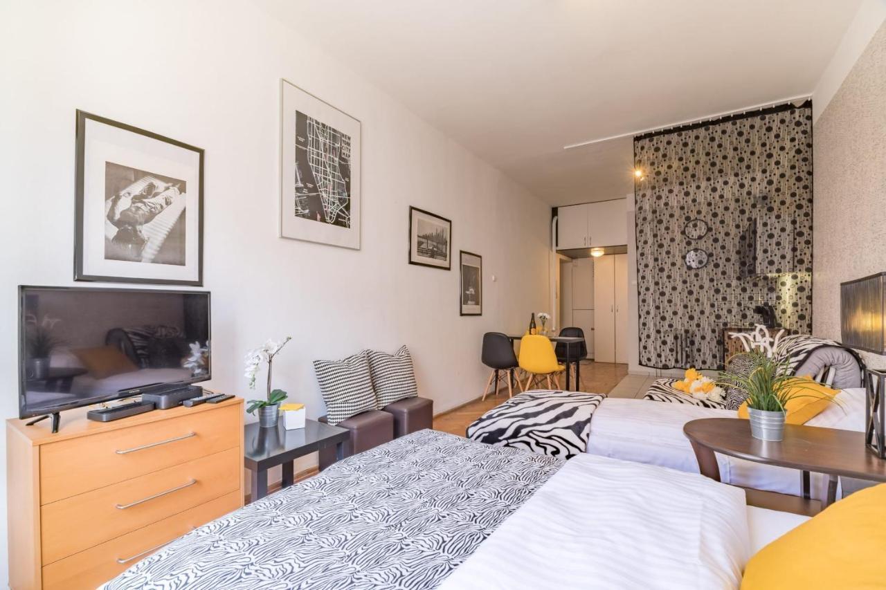 Rent Like Home - Olawska 1 Breslavia Exterior foto